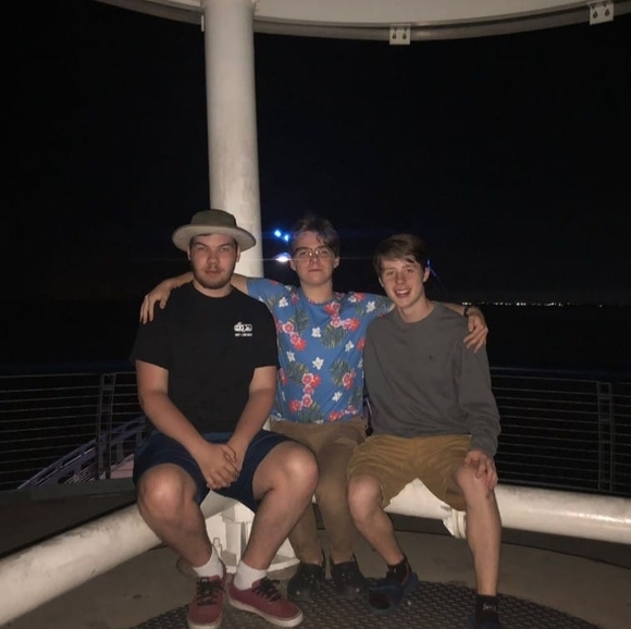 Meet your Posher, Josh - Picture 1 of 1